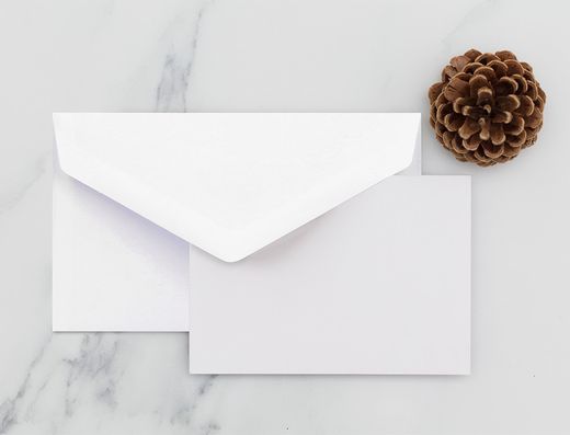 Sobre liderpapel blanco con fondo 95x162 mm engomado solapa de pico caja de 500 unidades