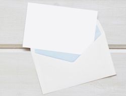 Sobre liderpapel blanco con fondo 95x162 mm engomado solapa de pico paquete de 25 unidades