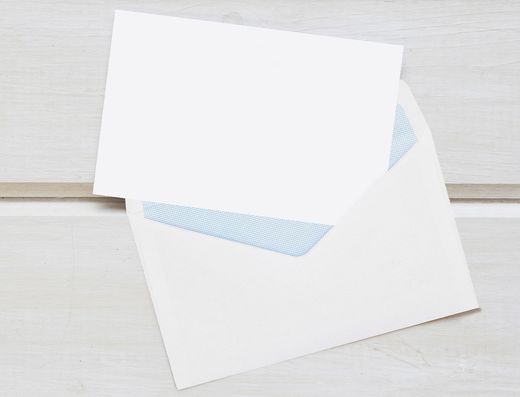 Sobre liderpapel blanco con fondo 95x162 mm engomado solapa de pico paquete de 25 unidades