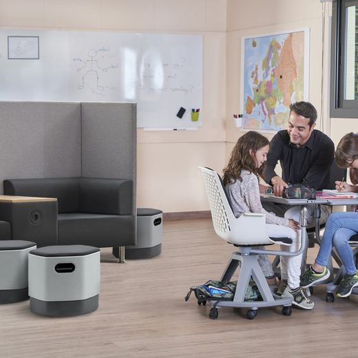 Sofá Soft Seating Doble + Mesa 200x129x68 cm Color Negro/Rojo