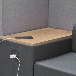 Sofá Soft Seating Individual + Mesa 125x129x68 cm. Color Negro/Naranja