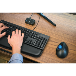 Trackball inalámbrico TB450 ProFit® Ergo Kensington, negro y azul