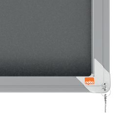 Vitrina NOBO Premium Plus de puerta corredera fondo de fieltro 18xA4 hojas, gris